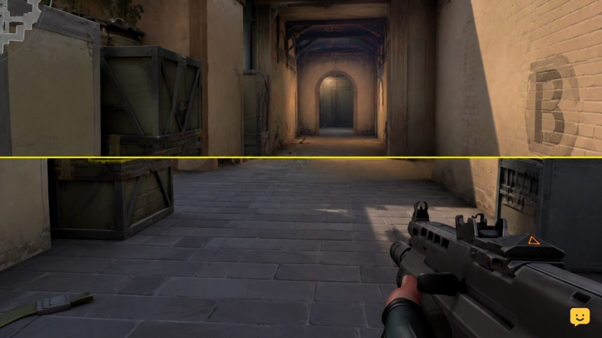 Valorant match view with a clearly marked horizontal screen tear during movement